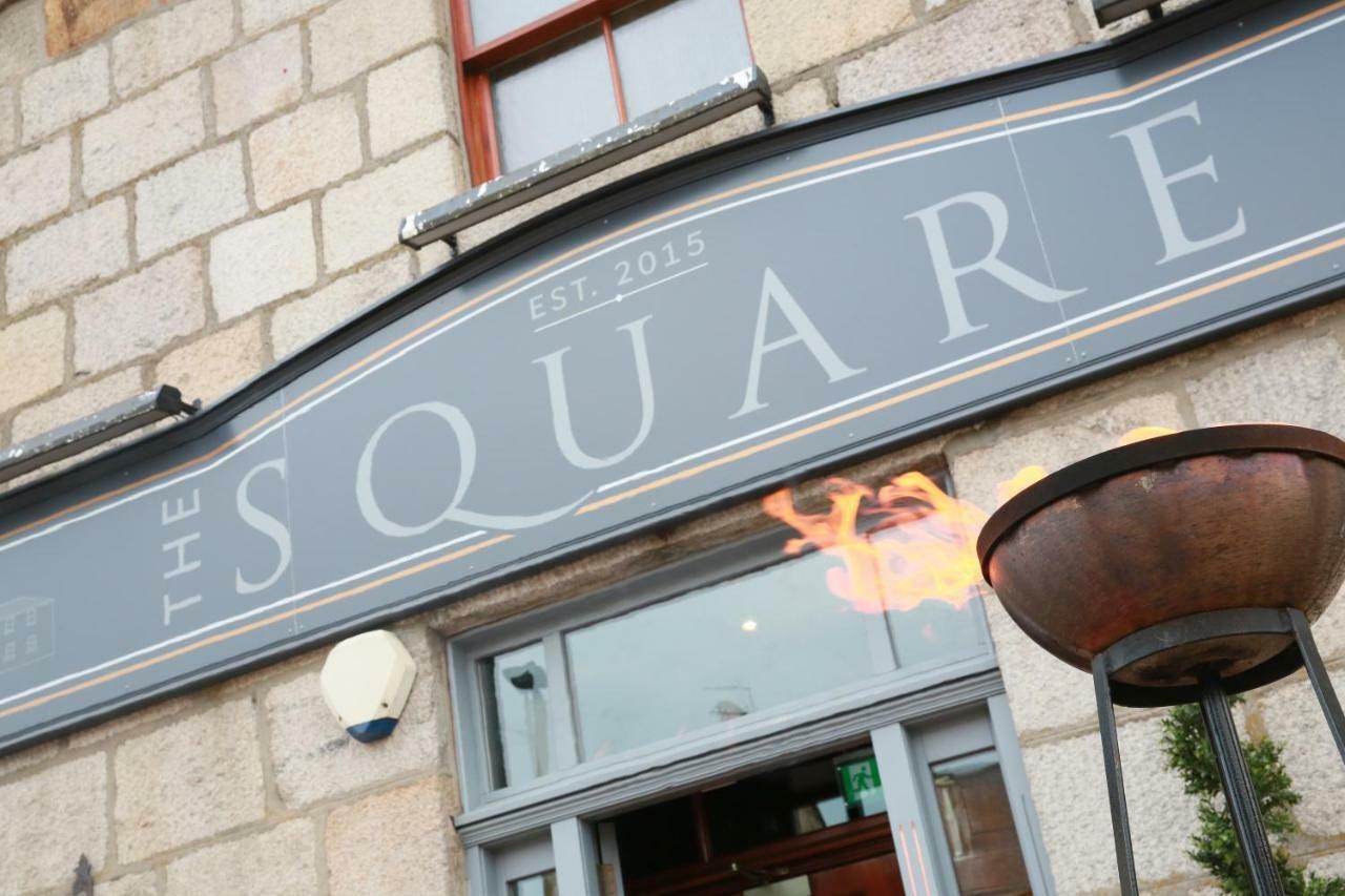 The Square Kintore Exterior photo
